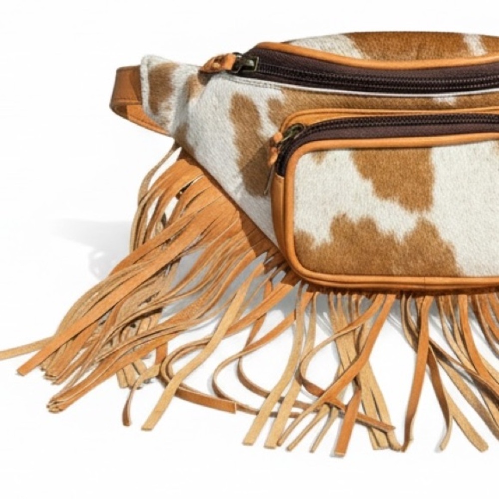 Nu Shuz Key West White Tan Fringed Cowhide Cow Print Crossbody Belt Bag - Picture 2 of 6